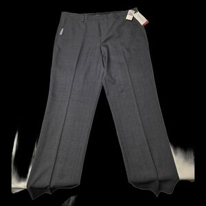 NWT Men's Perry Ellis Gray Dress Pants. 38x32